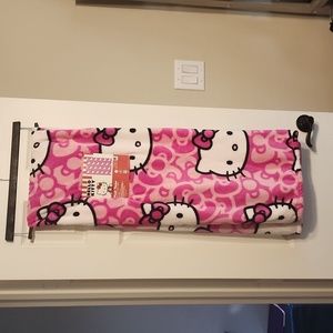 Hello Kitty Throw